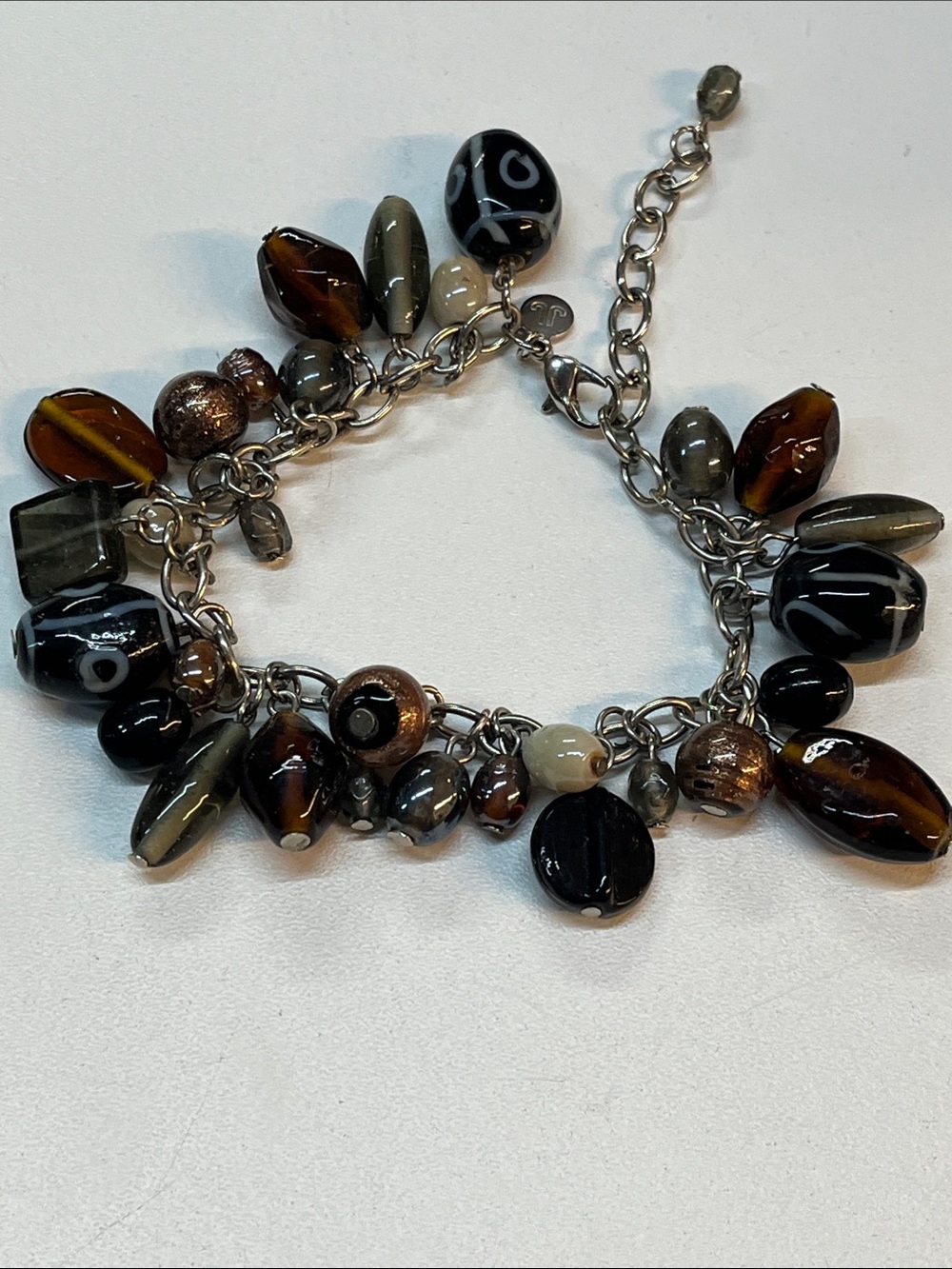 Just Jewelry brand Glass Bead ‘Cha Cha’ Style Bracelet in Black, Brown & Gray